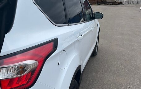 Ford Kuga III, 2016 год, 1 390 000 рублей, 10 фотография
