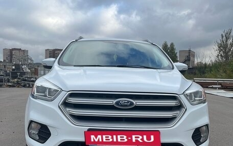 Ford Kuga III, 2016 год, 1 390 000 рублей, 2 фотография