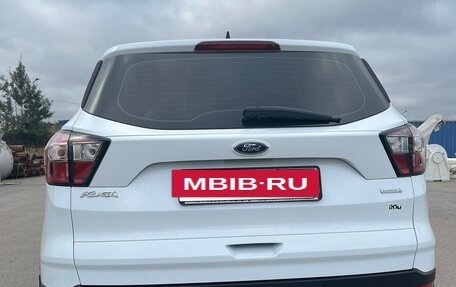 Ford Kuga III, 2016 год, 1 390 000 рублей, 6 фотография