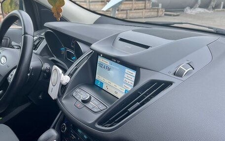 Ford Kuga III, 2016 год, 1 390 000 рублей, 28 фотография