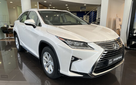 Lexus RX IV рестайлинг, 2017 год, 4 350 000 рублей, 3 фотография