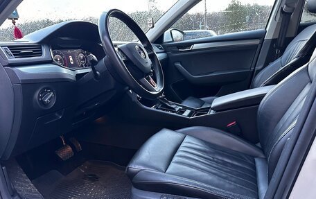 Skoda Superb III рестайлинг, 2019 год, 2 300 000 рублей, 11 фотография