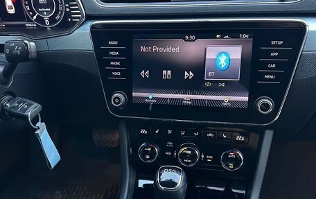 Skoda Superb III рестайлинг, 2019 год, 2 300 000 рублей, 17 фотография