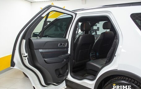 Ford Explorer VI, 2018 год, 3 199 000 рублей, 12 фотография