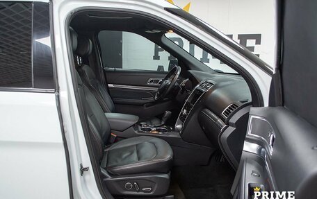 Ford Explorer VI, 2018 год, 3 199 000 рублей, 26 фотография