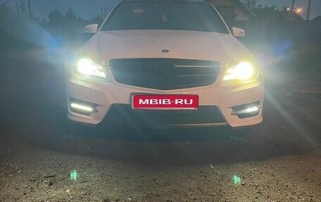 Mercedes-Benz C-Класс, 2012 год, 1 400 000 рублей, 9 фотография
