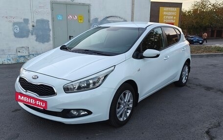 KIA cee'd III, 2013 год, 1 350 000 рублей, 2 фотография