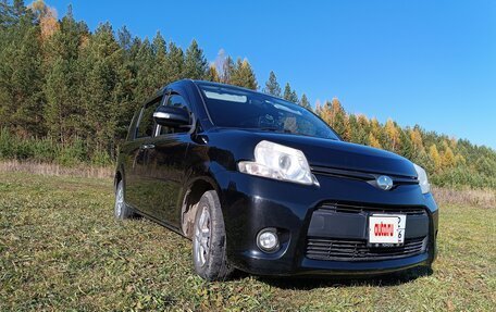 Toyota Sienta I, 2012 год, 999 000 рублей, 3 фотография
