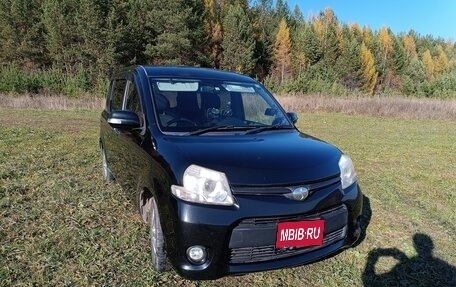 Toyota Sienta I, 2012 год, 999 000 рублей, 2 фотография