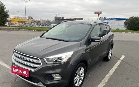 Ford Kuga III, 2017 год, 1 950 000 рублей, 2 фотография