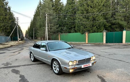 Jaguar XJR III (X350), 2000 год, 1 600 000 рублей, 6 фотография