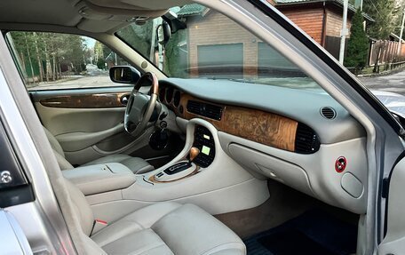Jaguar XJR III (X350), 2000 год, 1 600 000 рублей, 15 фотография