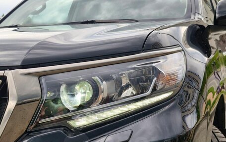 Toyota Land Cruiser Prado 150 рестайлинг 2, 2021 год, 8 950 000 рублей, 27 фотография