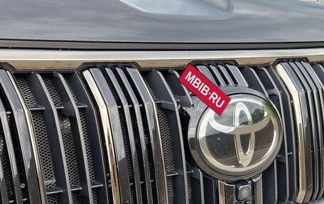 Toyota Land Cruiser Prado 150 рестайлинг 2, 2021 год, 8 950 000 рублей, 30 фотография