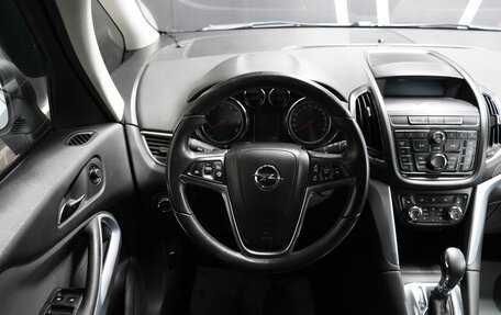 Opel Zafira C рестайлинг, 2013 год, 1 899 000 рублей, 10 фотография