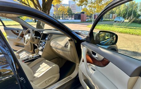 Infiniti FX II, 2011 год, 2 500 000 рублей, 14 фотография