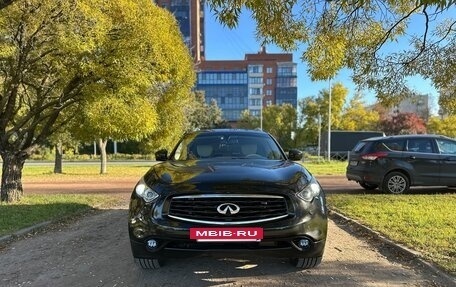Infiniti FX II, 2011 год, 2 500 000 рублей, 9 фотография