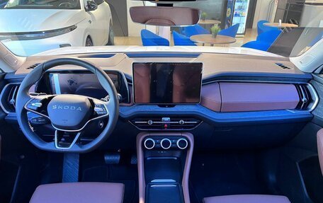 Skoda Kodiaq, 2025 год, 5 700 000 рублей, 7 фотография