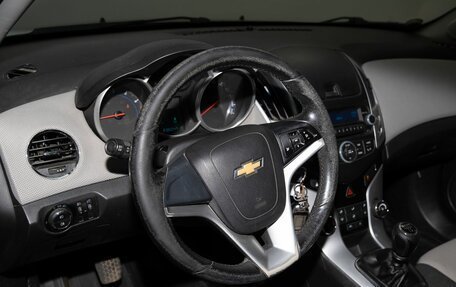 Chevrolet Cruze II, 2013 год, 740 000 рублей, 5 фотография