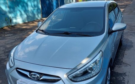 Hyundai Solaris II рестайлинг, 2014 год, 850 000 рублей, 13 фотография