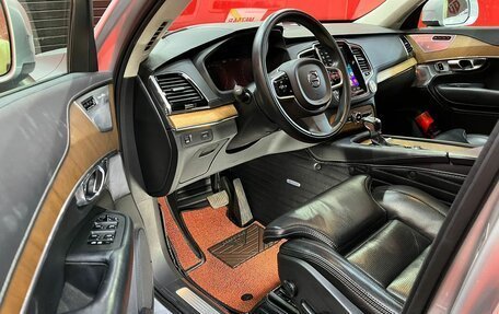 Volvo XC90 II рестайлинг, 2018 год, 3 600 000 рублей, 5 фотография