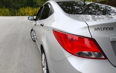 Hyundai Solaris II рестайлинг, 2014 год, 1 090 000 рублей, 13 фотография