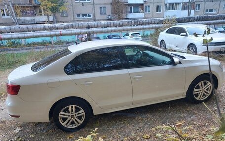 Volkswagen Jetta VI, 2014 год, 1 100 000 рублей, 3 фотография