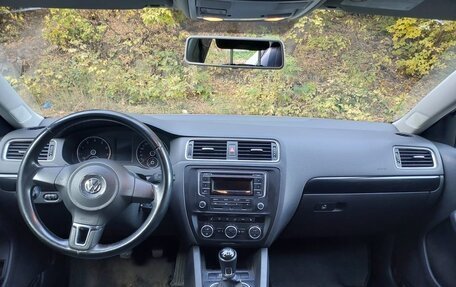 Volkswagen Jetta VI, 2014 год, 1 100 000 рублей, 4 фотография