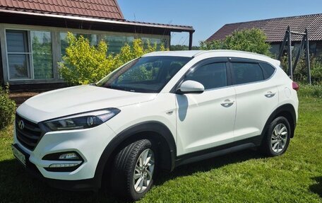 Hyundai Tucson III, 2018 год, 1 780 000 рублей, 2 фотография