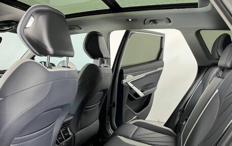 Geely Atlas, 2023 год, 2 460 000 рублей, 9 фотография