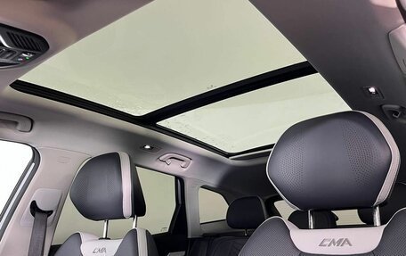 Geely Atlas, 2023 год, 2 460 000 рублей, 27 фотография