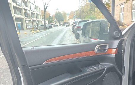 Jeep Grand Cherokee, 2012 год, 1 750 000 рублей, 13 фотография