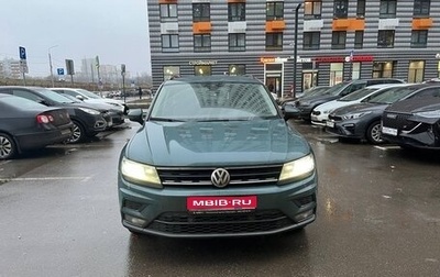Volkswagen Tiguan II, 2020 год, 2 400 000 рублей, 1 фотография