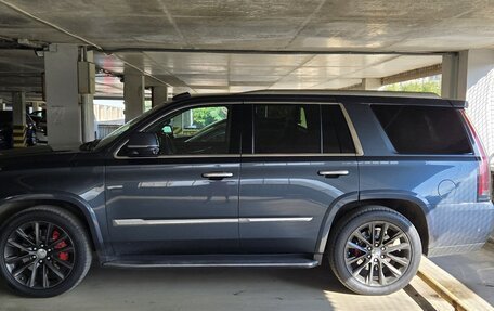 Cadillac Escalade IV, 2019 год, 8 100 000 рублей, 3 фотография