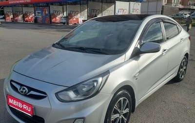 Hyundai Solaris II рестайлинг, 2012 год, 715 000 рублей, 1 фотография
