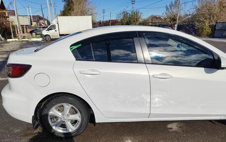 Mazda 3, 2011 год, 1 100 000 рублей, 2 фотография