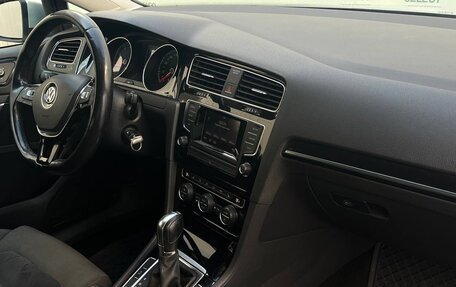 Volkswagen Golf VII, 2013 год, 1 195 000 рублей, 21 фотография