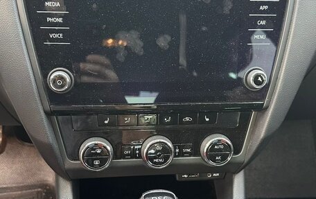 Skoda Octavia, 2017 год, 1 799 000 рублей, 6 фотография