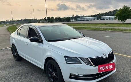 Skoda Octavia, 2017 год, 1 799 000 рублей, 10 фотография
