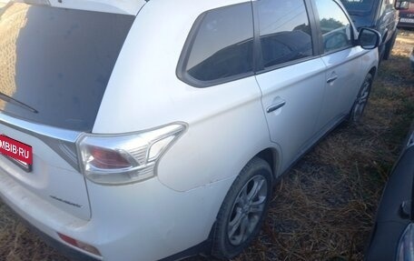 Mitsubishi Outlander III рестайлинг 3, 2012 год, 1 100 000 рублей, 6 фотография
