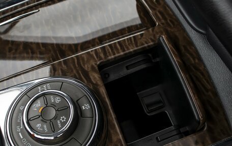 Nissan Patrol, 2013 год, 2 115 000 рублей, 24 фотография