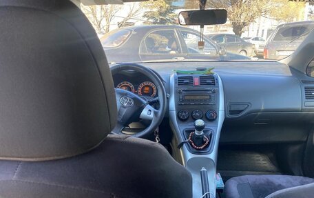 Toyota Auris II, 2011 год, 750 000 рублей, 7 фотография