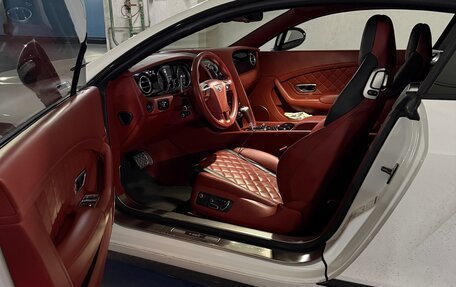 Bentley Continental GT II рестайлинг, 2017 год, 12 000 000 рублей, 11 фотография