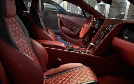 Bentley Continental GT II рестайлинг, 2017 год, 12 000 000 рублей, 14 фотография