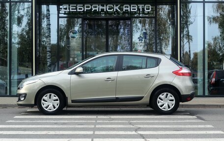 Renault Megane III, 2014 год, 900 000 рублей, 2 фотография