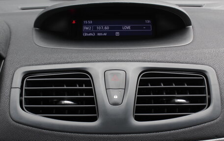 Renault Megane III, 2014 год, 900 000 рублей, 13 фотография