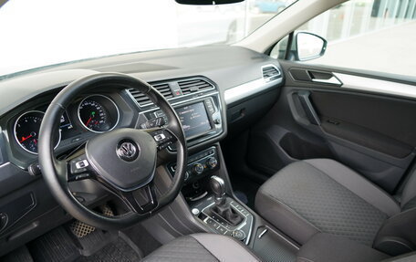 Volkswagen Tiguan II, 2017 год, 2 490 000 рублей, 9 фотография