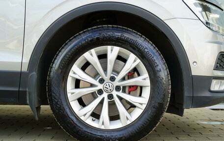 Volkswagen Tiguan II, 2017 год, 2 490 000 рублей, 8 фотография