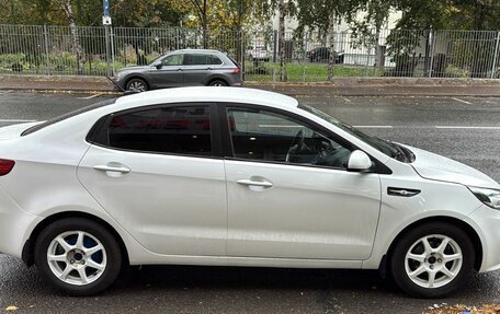 KIA Rio III рестайлинг, 2017 год, 670 000 рублей, 2 фотография