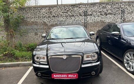 Chrysler 300C II, 2005 год, 1 150 000 рублей, 7 фотография